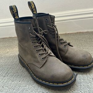 Dr. Martens Boots Olive Green Nubuck Leather Size 9